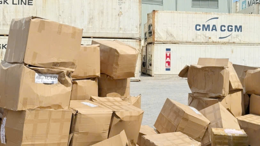 Hải quan phát hiện lô hàng giả nhãn hiệu, vi phạm xuất xứ trị giá hơn 17 tỷ đồng