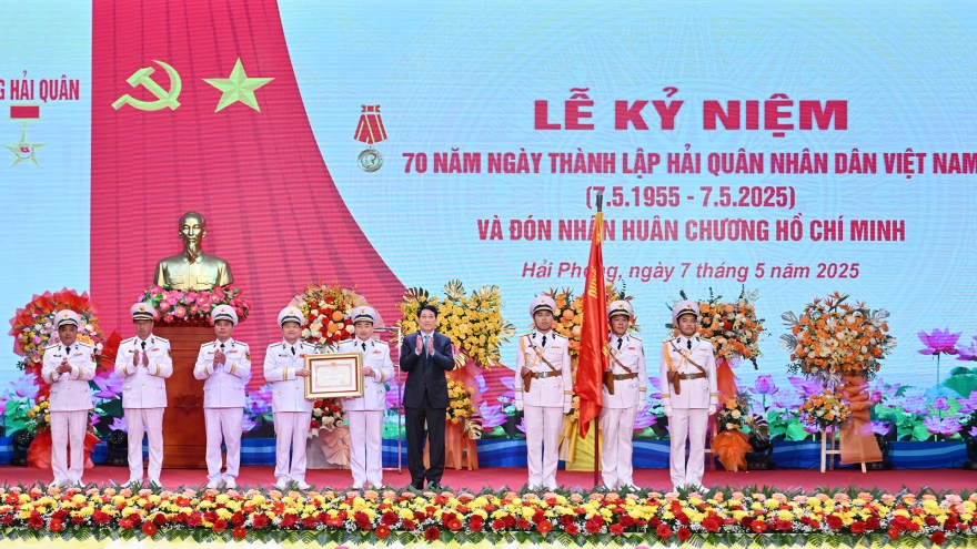 Chủ tịch nước Lương Cường dự kỷ niệm 70 năm Ngày thành lập Hải quân nhân dân Việt Nam