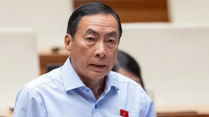 Cán bộ “cắp ô đi về” không thể cứ hoàn thành nhiệm vụ, định kỳ lên lương