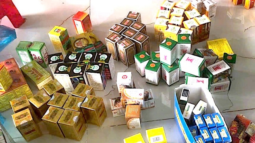 Phát hiện thuốc đông y lậu, Cà Mau tăng cường quản lý hàng giả