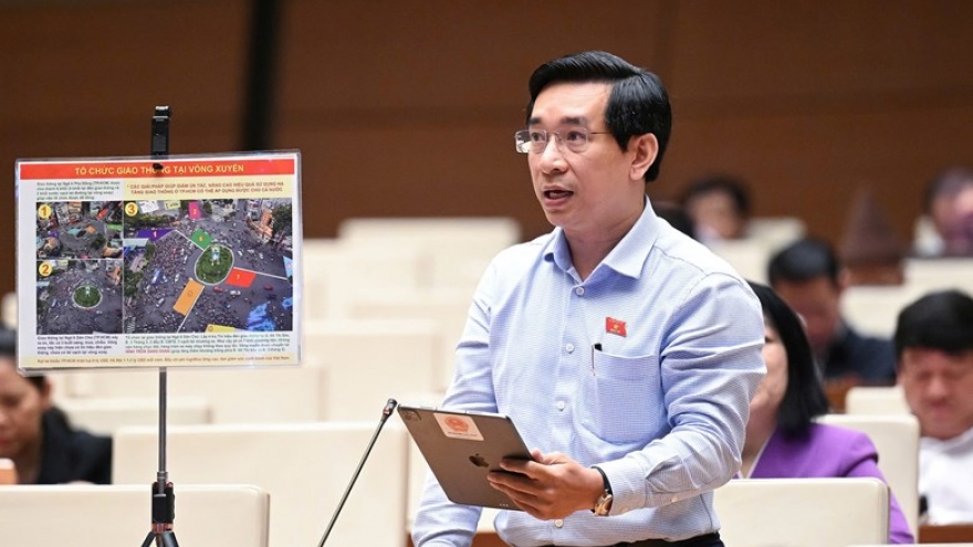 Đại biểu Quốc hội "hiến kế" giảm ùn tắc giao thông ở vòng xoay trung tâm