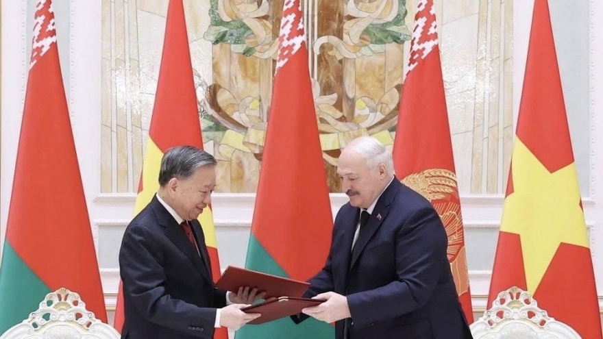 Tuyên bố chung về thiết lập quan hệ Đối tác Chiến lược giữa Việt Nam và Belarus