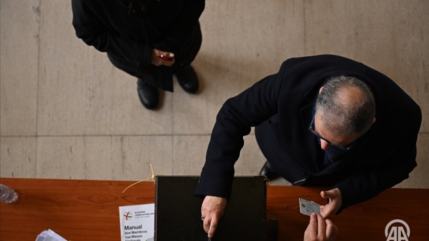 Cử tri Bồ Đào Nha bắt đầu cuộc tổng tuyển cử thứ 3 trong vòng chưa đầy 4 năm