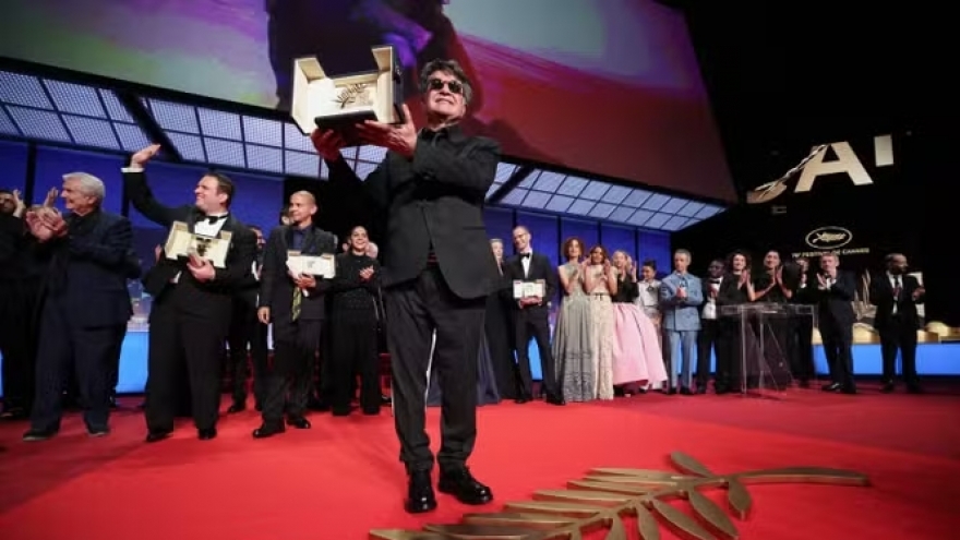 Bế mạc Liên hoan phim Cannes: Giải Cành cọ vàng thuộc về phim “Chỉ là một tai nạn”