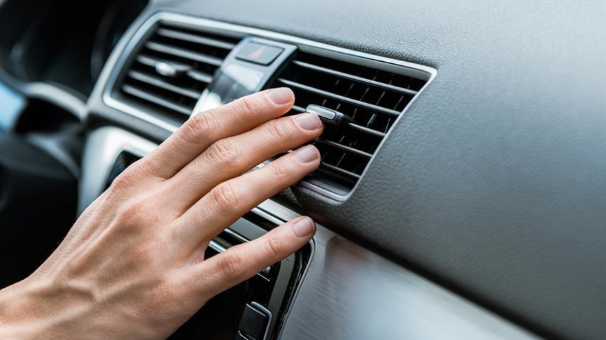 Những kinh nghiệm giúp điều hoà ô tô nhanh mát hơn trong mùa hè