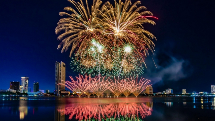 Sân khấu Lễ hội Pháo hoa Quốc tế Đà Nẵng 2025 rộng gấp đôi mùa trước