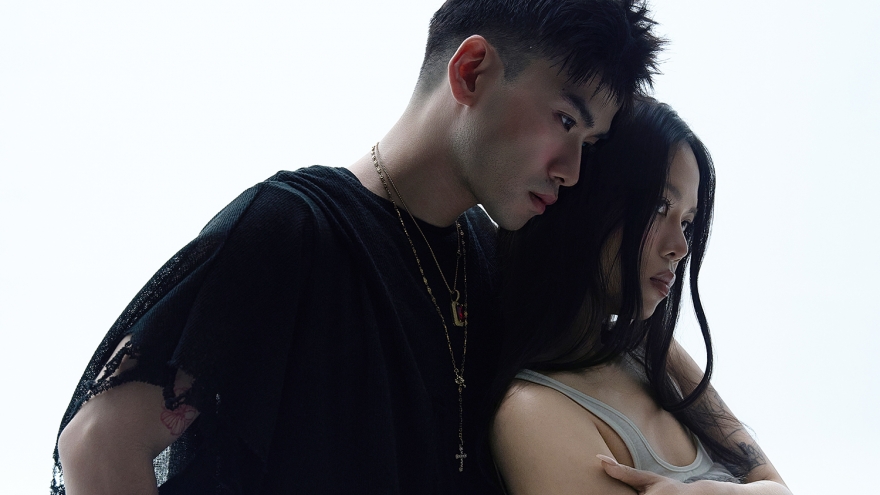 Thể Thiên – Tlinh kết hợp nóng bỏng trong MV được dán nhãn 16+