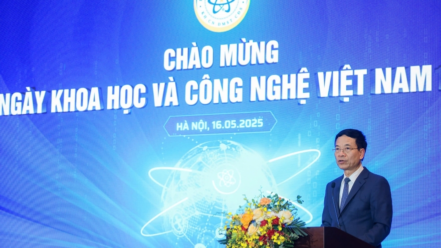 "Khoa học không chỉ nằm trong phòng thí nghiệm, mà phải đi vào cuộc sống"
