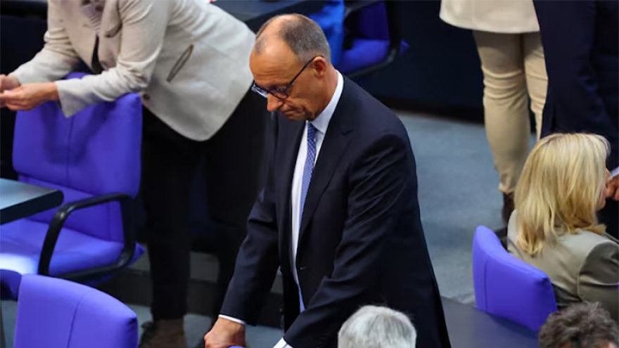 Ông Friedrich Merz không giành đủ phiếu tại Quốc hội để trở thành Thủ tướng Đức