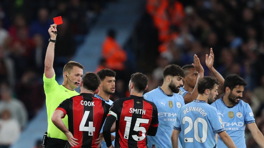 Rodri tái xuất, Man City đánh bại Bournemouth trong trận cầu có 2 thẻ đỏ