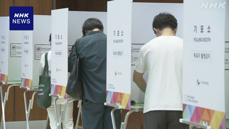 Cử tri Hàn Quốc ở nước ngoài bắt đầu đi bỏ phiếu bầu Tổng thống