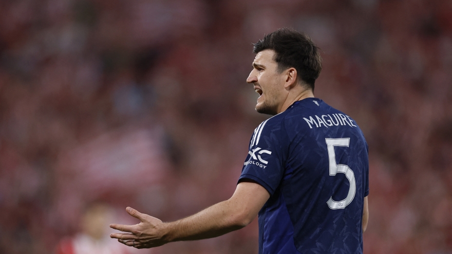MU rộng cửa vào chung kết Europa League, HLV Amorim khen ngợi Maguire