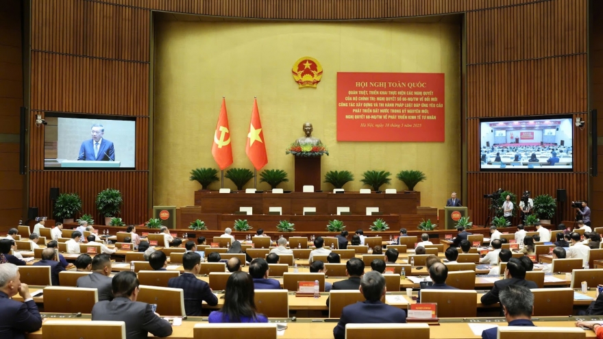 Nghị quyết của Đảng đi vào thực tiễn cuộc sống ngay tại Nghị trường