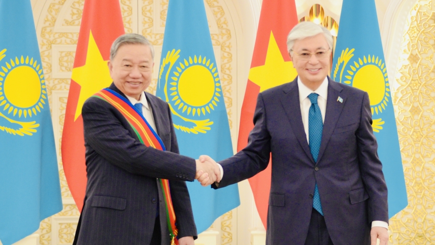 Tổng Bí thư Tô Lâm hội đàm với Tổng thống Kassym-Jomart Tokayev