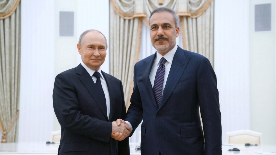 Tổng thống Nga tiếp Ngoại trưởng Thổ Nhĩ Kỳ, bàn về Ukraine và quan hệ hai nước