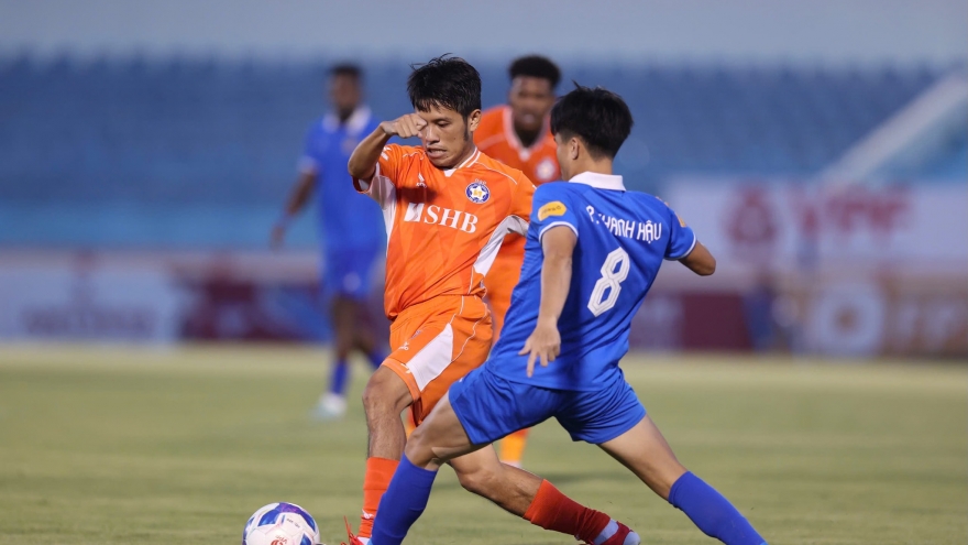 Kết quả V-League hôm nay 17/5: Đà Nẵng tạm "thoát hiểm", SLNA thắng Hà Tĩnh