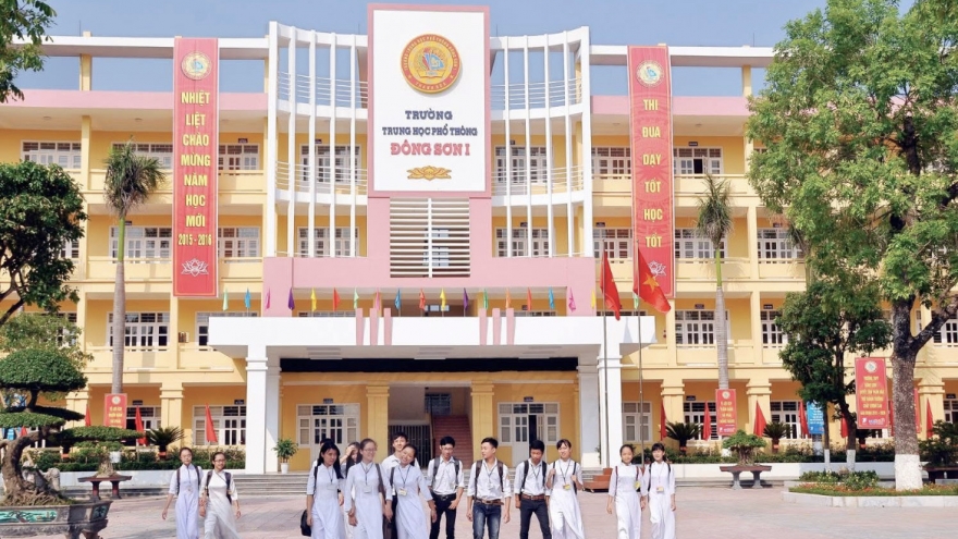 Tin vui cho học sinh cuối cấp và giáo viên tại Thanh Hóa.