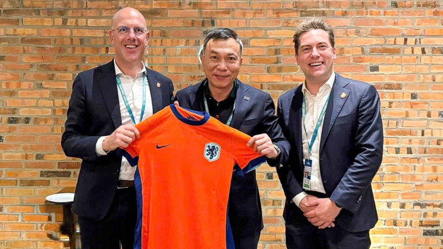 Việt Nam đẩy mạnh hợp tác bóng đá với Hà Lan, Brazil tại Đại hội FIFA 75