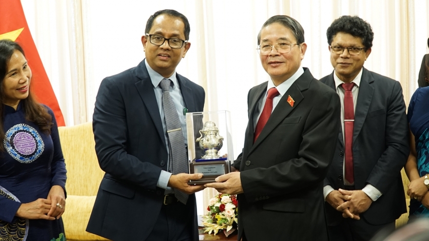 "Tôn trọng và tin cậy chính trị là nền tảng của quan hệ Việt Nam - Sri Lanka"