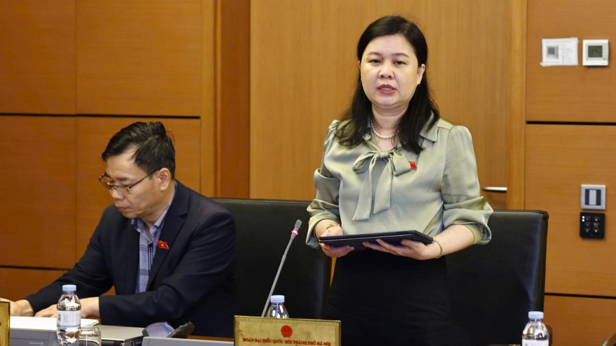 “Văn bản cứ ban hành kiểu này thì chúng ta liên tục ở trong rừng luật"