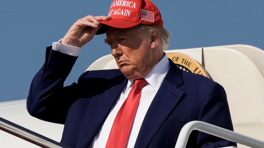 Tổng thống Trump thông báo Israel và Iran đạt thỏa thuận ngừng bắn hoàn toàn