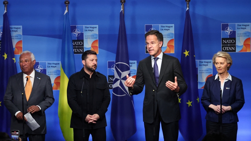 Câu hỏi lớn cho Thượng đỉnh NATO giữa lúc Ukraine ở tình thế “nước sôi lửa bỏng”