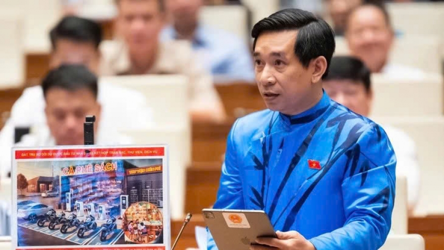 Đại biểu Quốc hội tha thiết đề xuất quy tắc "dây kéo áo" để giảm tắc đường