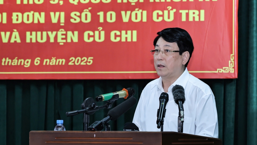 Chủ tịch nước Lương Cường tiếp xúc cử tri TP.HCM sau kỳ họp thứ 9