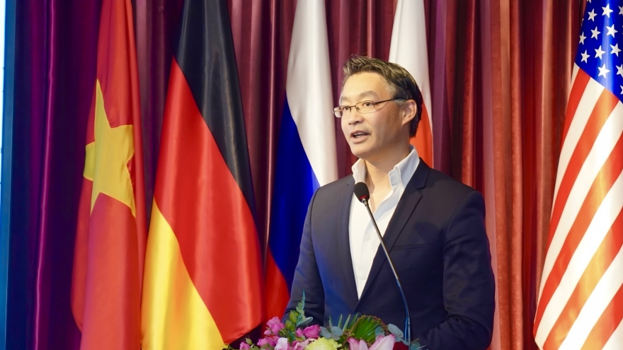 TS. Philipp Rösler – Nguyên Phó Thủ tướng Đức gia nhập Vietjet