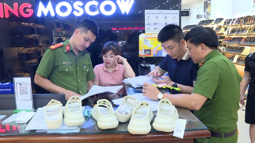 Thanh Hoá: Điều tra vụ kinh doanh thời trang nghi giả mạo Gucci, Dior