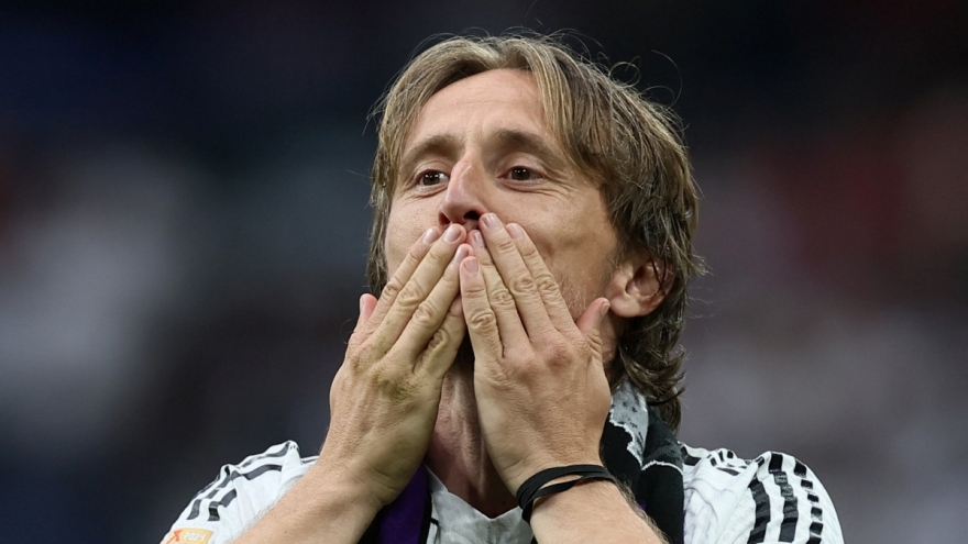 Chuyển nhượng 3/6: AC Milan nhắm Luka Modric, Chelsea sắp bán 14 cầu thủ