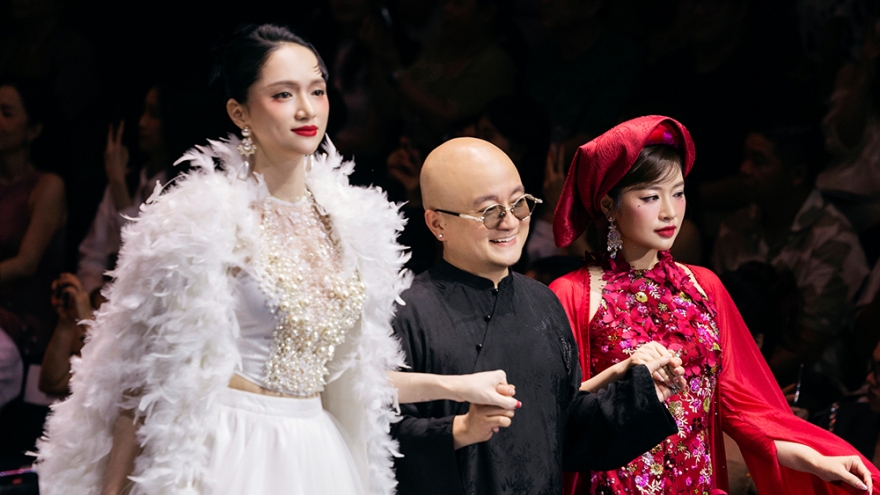 Sao mai Thu Hằng thăng hoa với âm nhạc dân gian trong show Cao Minh Tiến