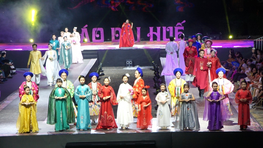 Đêm hội Áo dài Huế 2025 - Hành trình di sản, vẻ đẹp trường tồn