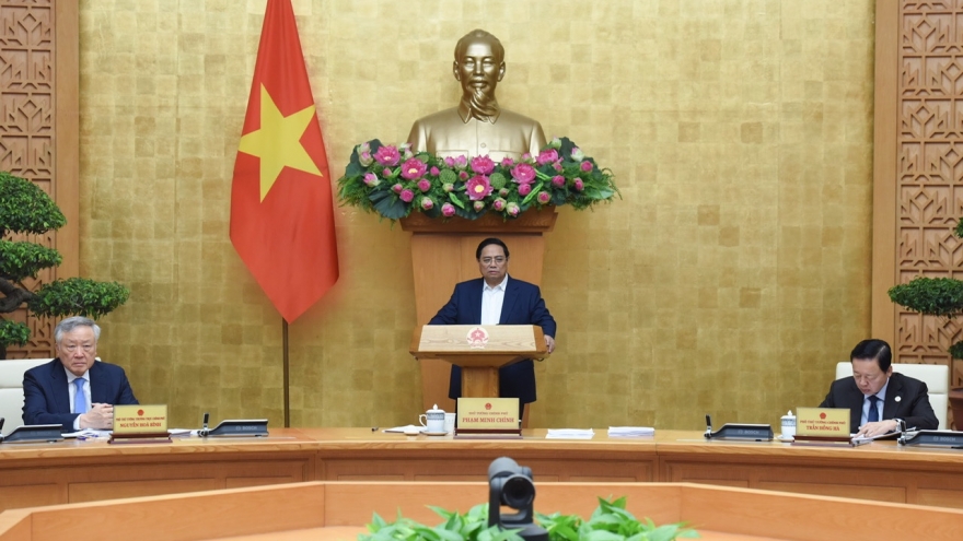 Thủ tướng: Dứt khoát phải tháo gỡ khó khăn về thể chế
