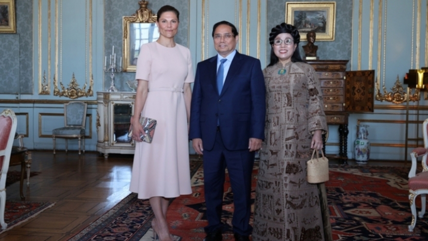 Thủ tướng Phạm Minh Chính hội kiến Công chúa kế vị Thụy Điển và Phu quân