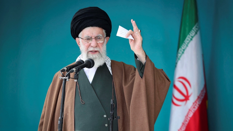 Đại giáo chủ Iran bác bỏ yêu cầu đầu hàng vô điều kiện của Mỹ