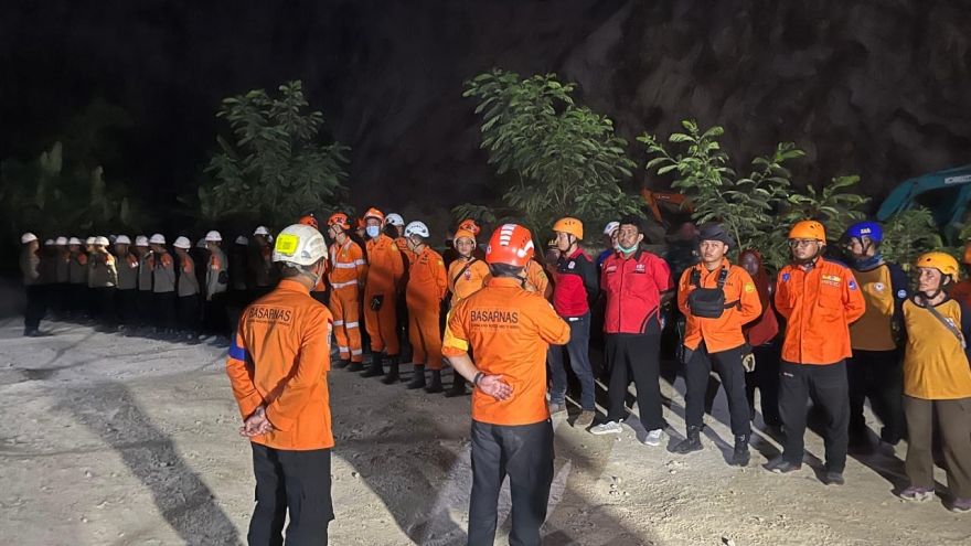 Indonesia điều tra tiêu chuẩn an toàn sau vụ sập mỏ đá làm 17 người thiệt mạng