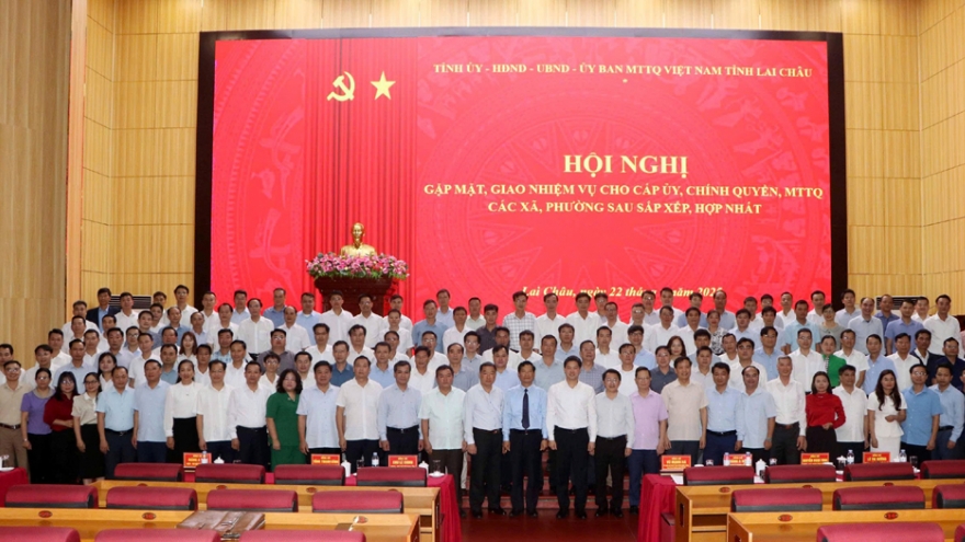 Ban Thường vụ Tỉnh ủy Lai Châu giao nhiệm vụ cho cấp ủy, chính quyền cấp xã mới