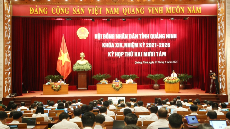 Quảng Ninh thông qua 7 nghị quyết trọng tâm, sẵn sàng vận hành chính quyền 2 cấp