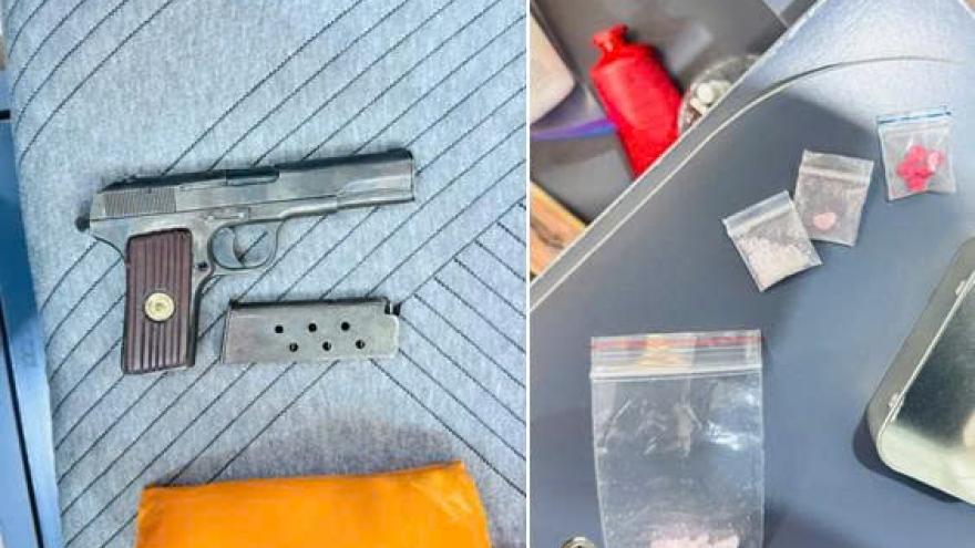 Bắt quả tang nhóm đối tượng tàng trữ ma túy và súng đạn ở Hải Phòng