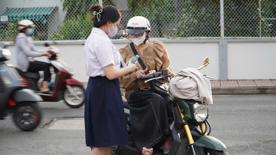 Một thí sinh tại TP.HCM được thay đổi điểm thi vì hỏng xe