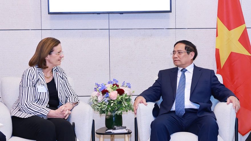 Việt Nam - Pháp tăng cường hợp tác hàng không, công nghệ cao