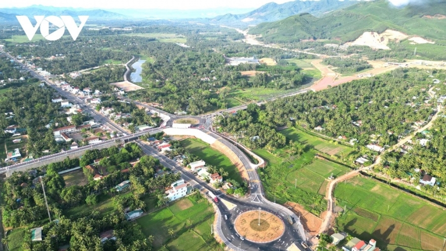 Vì sao lại đề xuất giao cho chính quyền cấp xã, phường mới cấp sổ đỏ lần đầu?