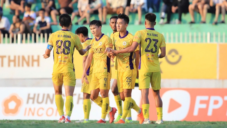Đội hình tiêu biểu vòng 26 V-League 2024/2025: Vòng đấu của những gương mặt "lạ"