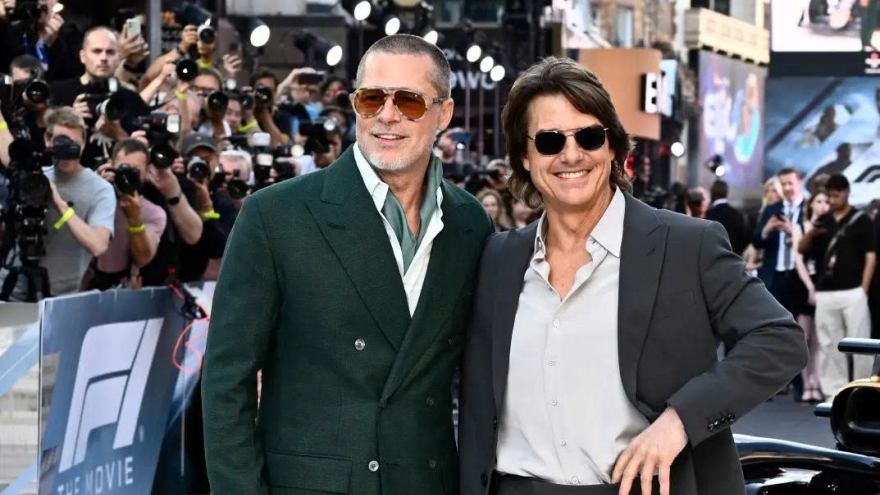 Hai tài tử Tom Cruise và Brad Pitt tái ngộ sau 24 năm