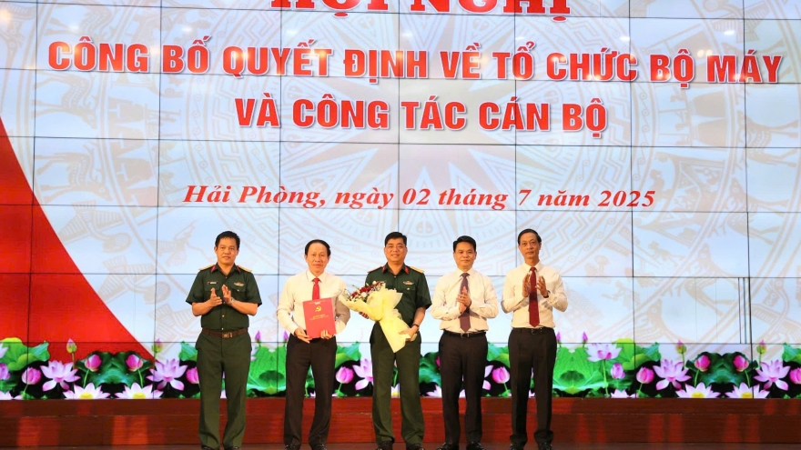 Hải Phòng công bố quyết định tổ chức bộ máy các đơn vị thuộc Thành uỷ và UBND