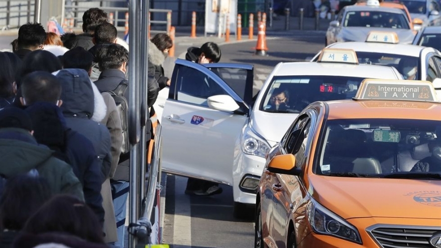 Seoul hỗ trợ du khách nước ngoài tố cáo taxi "chặt chém"