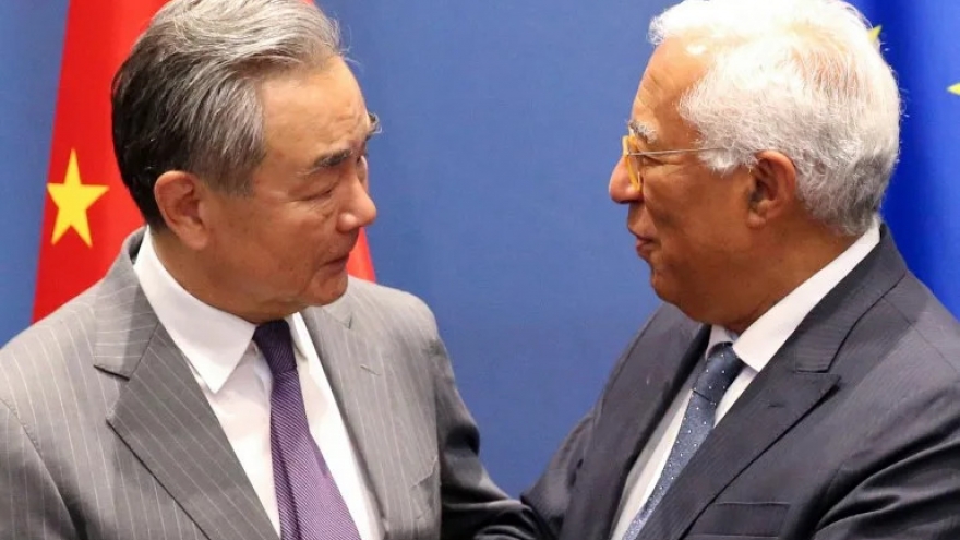 Trung Quốc tìm kiếm mối quan hệ chặt chẽ hơn với châu Âu trước sức ép từ Mỹ