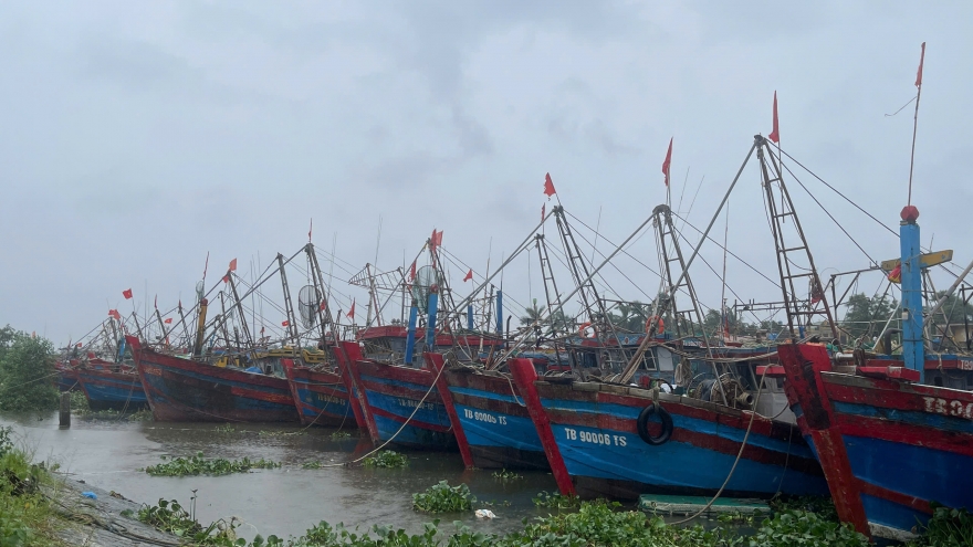 Hưng Yên: Cấm biển, di dời dân phòng chống bão số 9