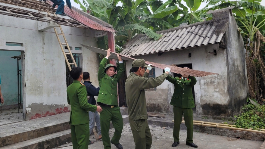 Công an Hải Phòng chung tay cùng các địa phương xoá nhà tạm, nhà dột nát